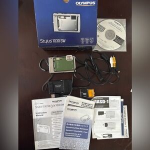 Olympus Stylus 1030SW 10.1MP Digital Camera waterproof shockproof complete works